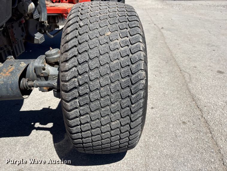 image for item FG2938 2016 Kubota MX5200D MFWD tractor