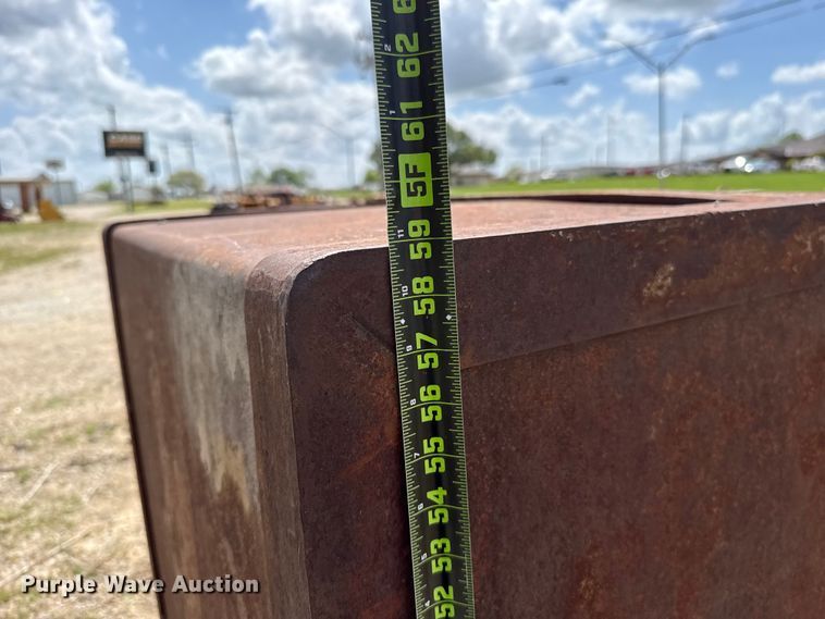 image for item FH6552 Safe