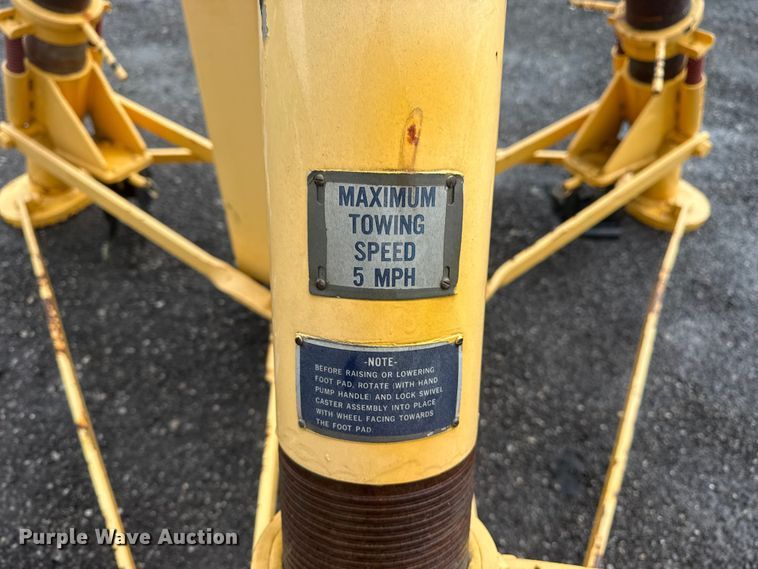 image for item FI0163 Malabar Hydraulics hydraulic jack