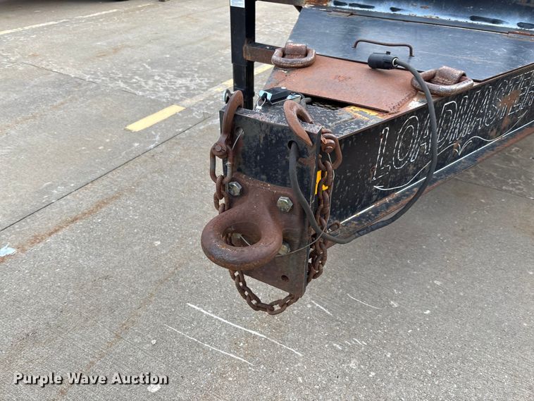 image for item FI1665 2000 Loadmaster equipment trailer