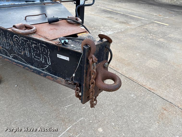 image for item FI1665 2000 Loadmaster equipment trailer
