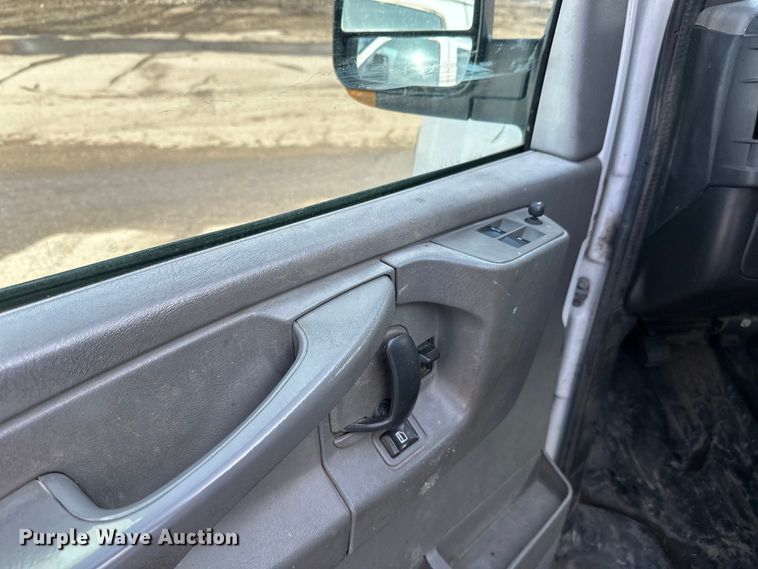 image for item FK0006 2011 Chevrolet Express van