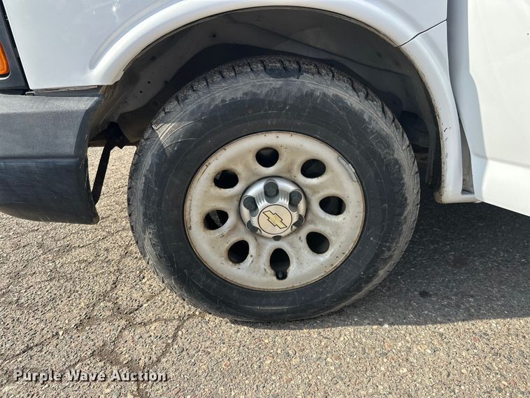 image for item FK0006 2011 Chevrolet Express van