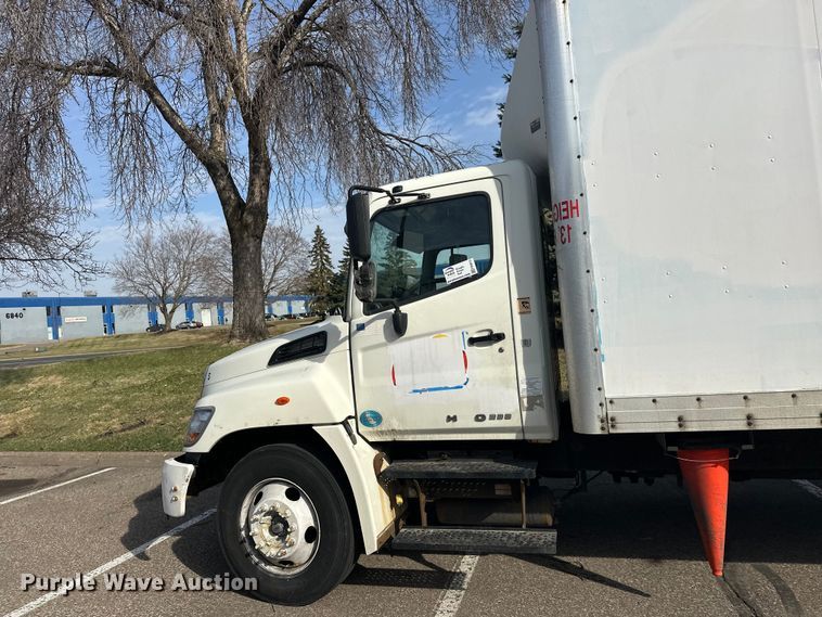 image for item FK0013 2012 Hino 238 box truck