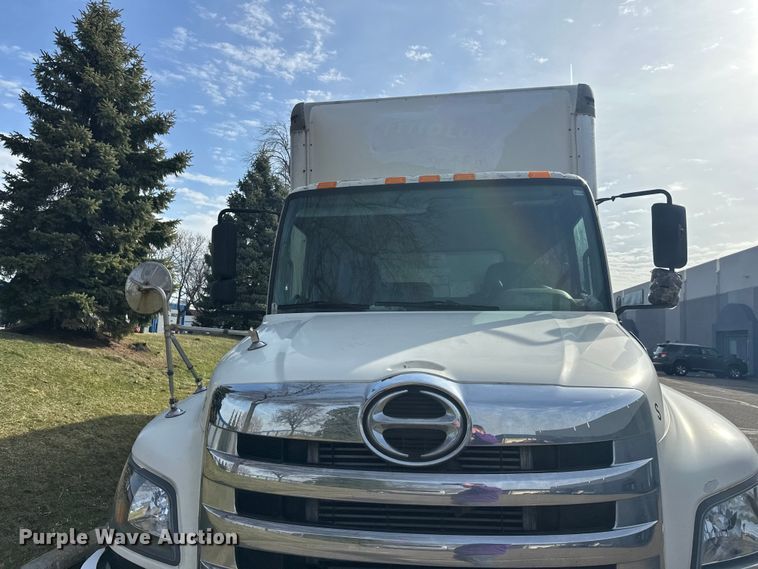 image for item FK0013 2012 Hino 238 box truck