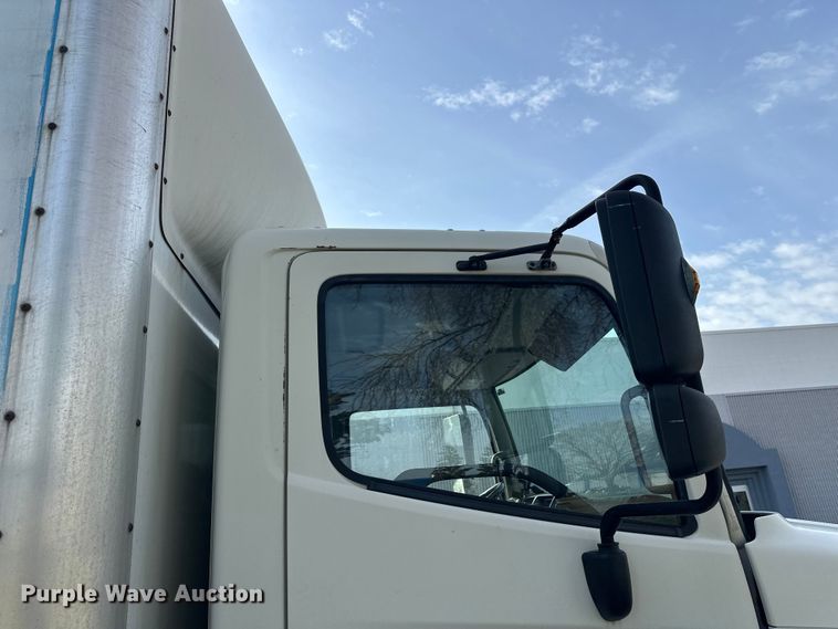 image for item FK0013 2012 Hino 238 box truck