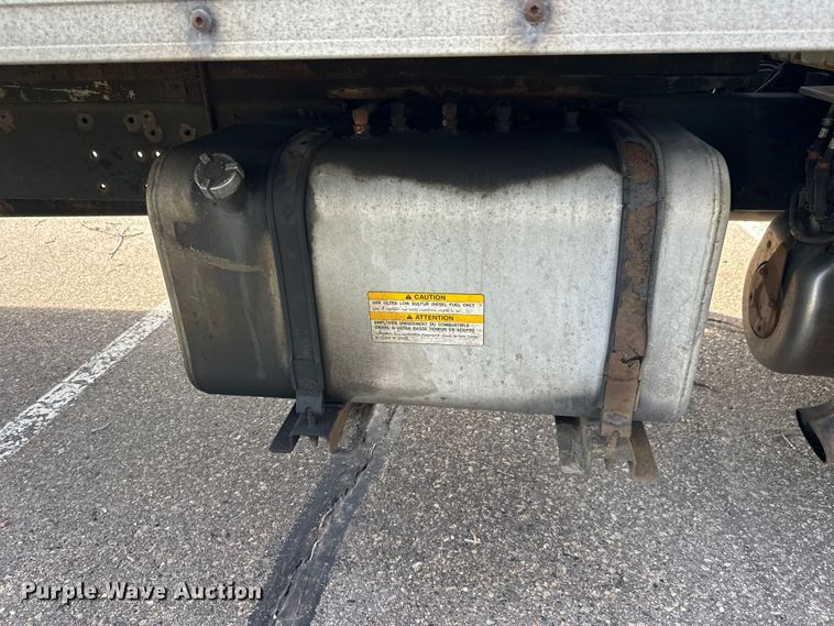 image for item FK0013 2012 Hino 238 box truck