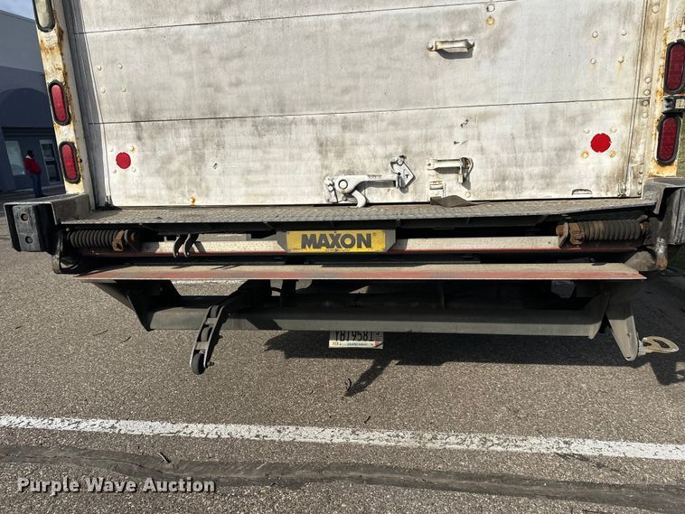 image for item FK0013 2012 Hino 238 box truck