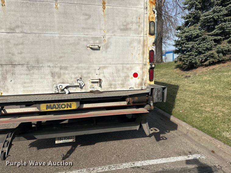 image for item FK0013 2012 Hino 238 box truck