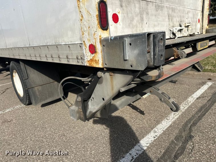 image for item FK0013 2012 Hino 238 box truck