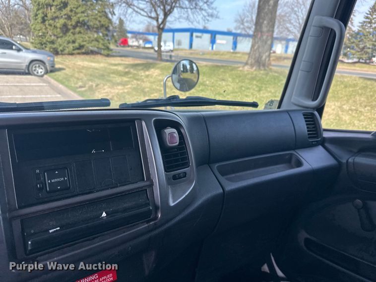 image for item FK0013 2012 Hino 238 box truck