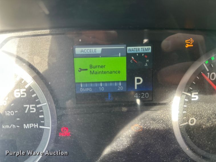 image for item FK0013 2012 Hino 238 box truck