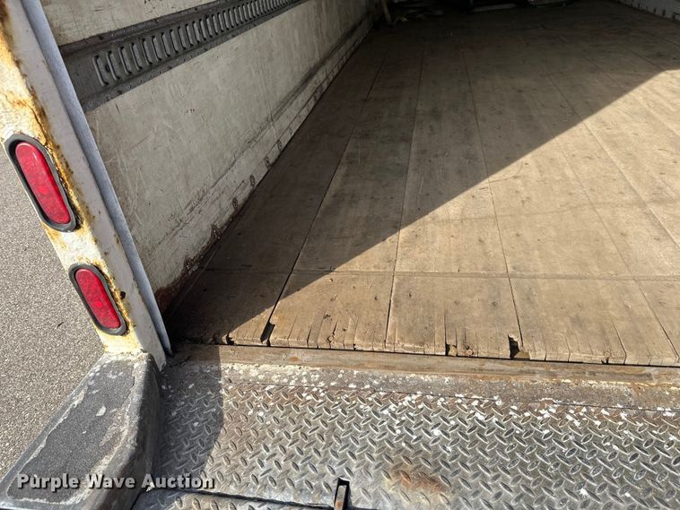 image for item FK0013 2012 Hino 238 box truck