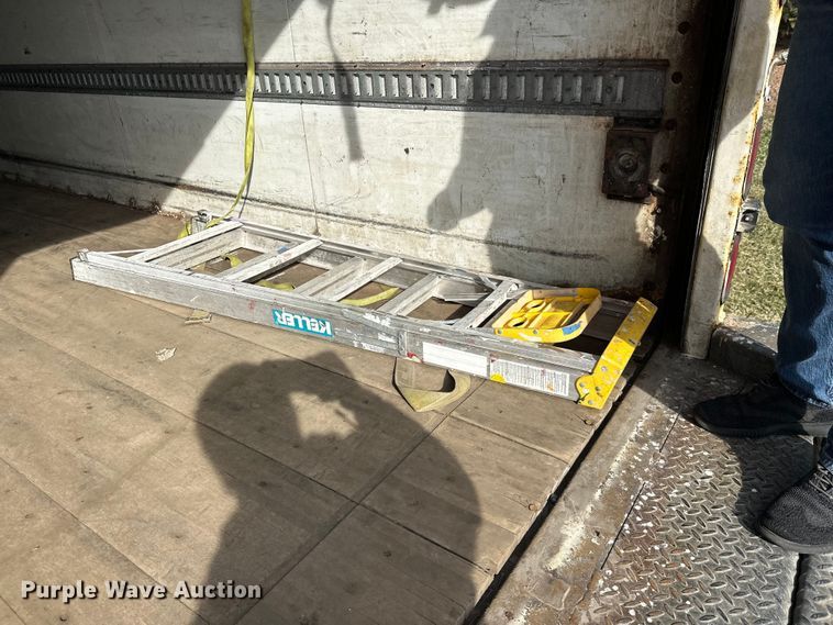 image for item FK0013 2012 Hino 238 box truck