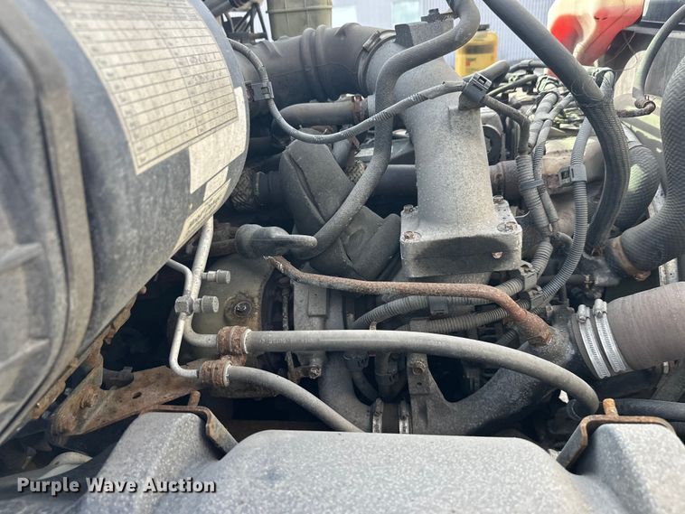 image for item FK0013 2012 Hino 238 box truck