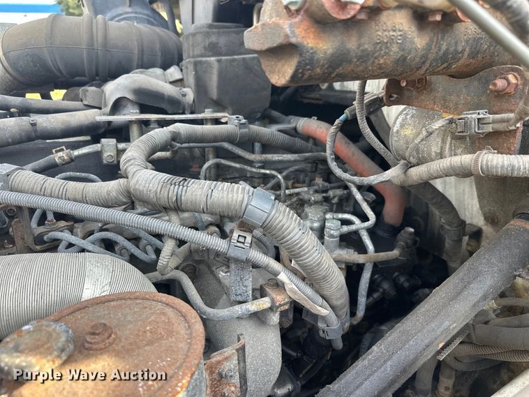 image for item FK0013 2012 Hino 238 box truck