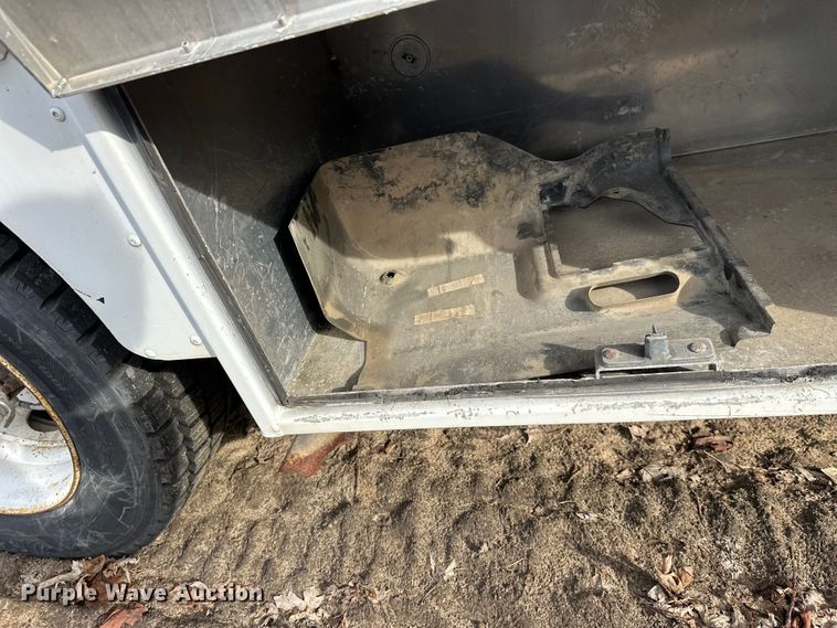 image for item FK0014 2008 Workhorse W62 delivery truck