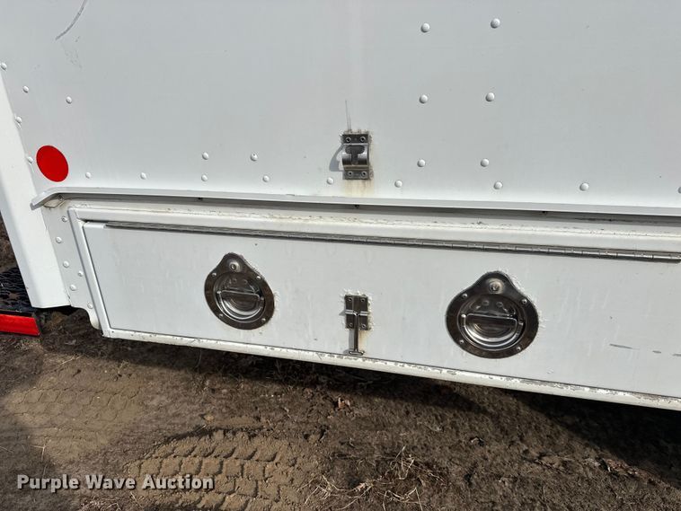 image for item FK0014 2008 Workhorse W62 delivery truck