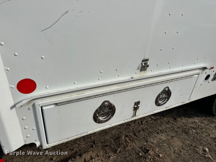 image for item FK0014 2008 Workhorse W62 delivery truck