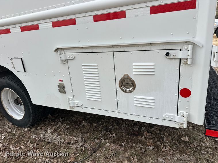 image for item FK0014 2008 Workhorse W62 delivery truck