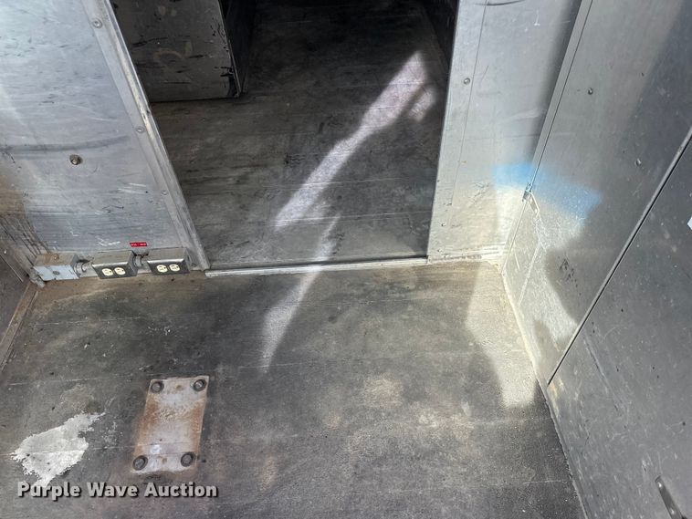 image for item FK0014 2008 Workhorse W62 delivery truck