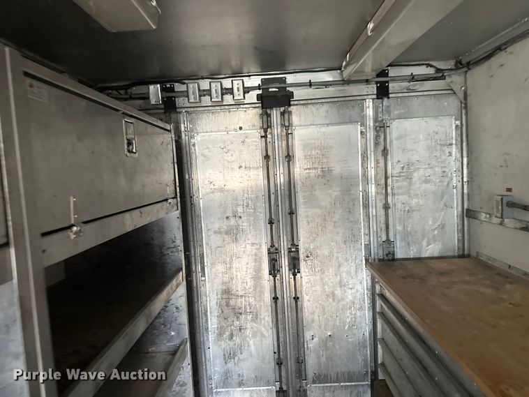 image for item FK0014 2008 Workhorse W62 delivery truck