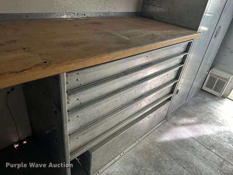 image for item FK0014 2008 Workhorse W62 delivery truck