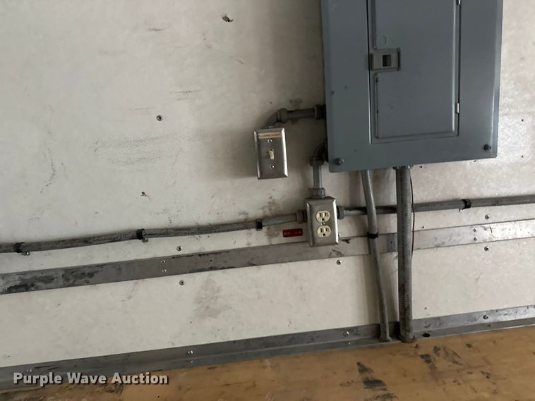 image for item FK0014 2008 Workhorse W62 delivery truck