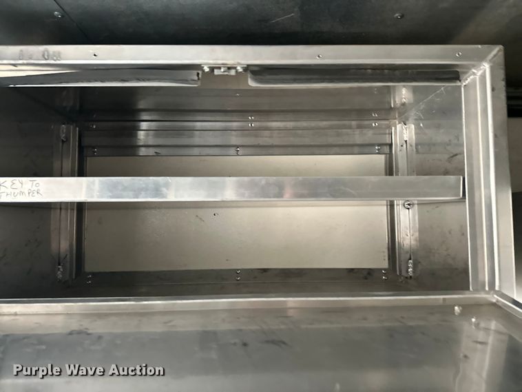 image for item FK0014 2008 Workhorse W62 delivery truck