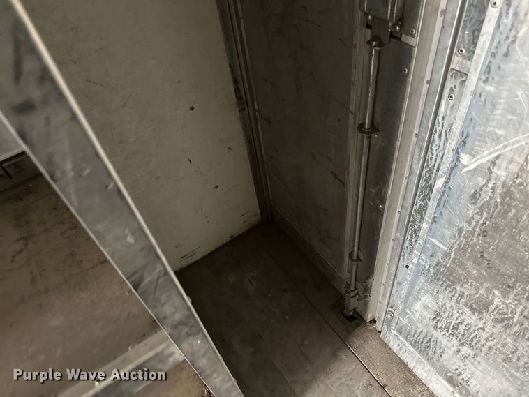 image for item FK0014 2008 Workhorse W62 delivery truck