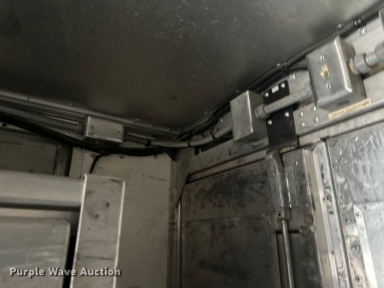 image for item FK0014 2008 Workhorse W62 delivery truck