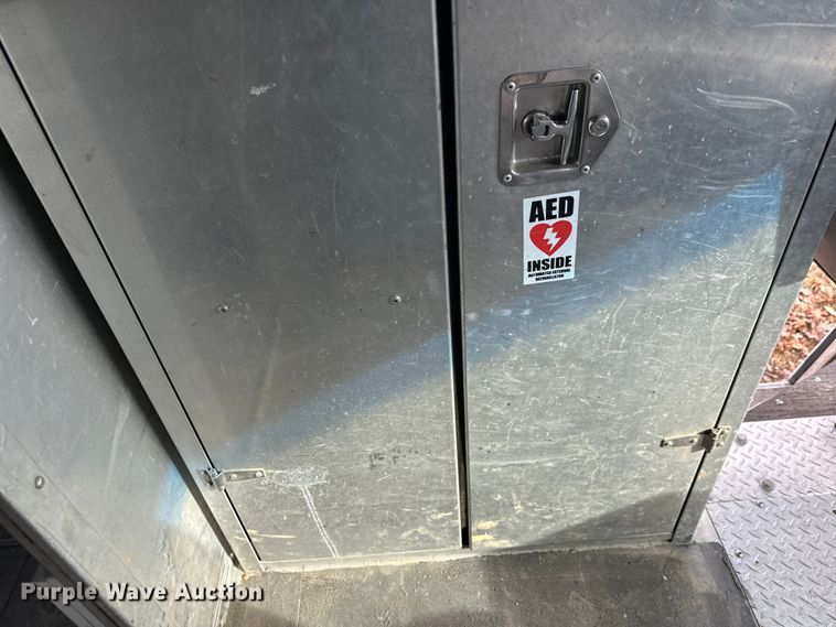 image for item FK0014 2008 Workhorse W62 delivery truck