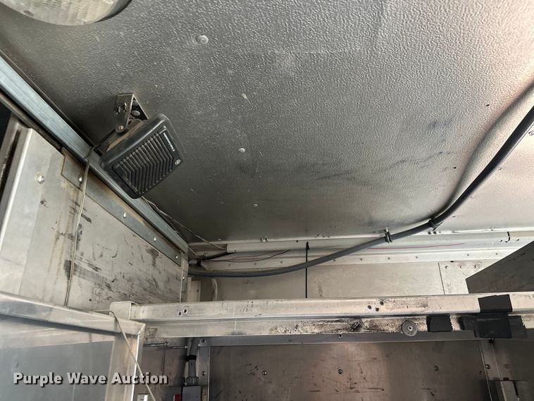 image for item FK0014 2008 Workhorse W62 delivery truck