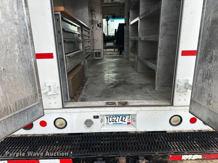 image for item FK0014 2008 Workhorse W62 delivery truck