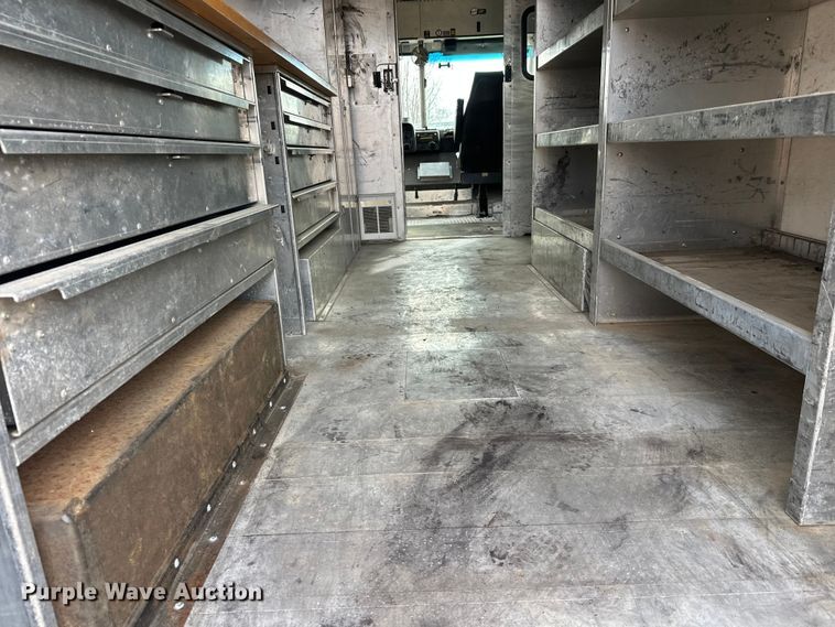 image for item FK0014 2008 Workhorse W62 delivery truck