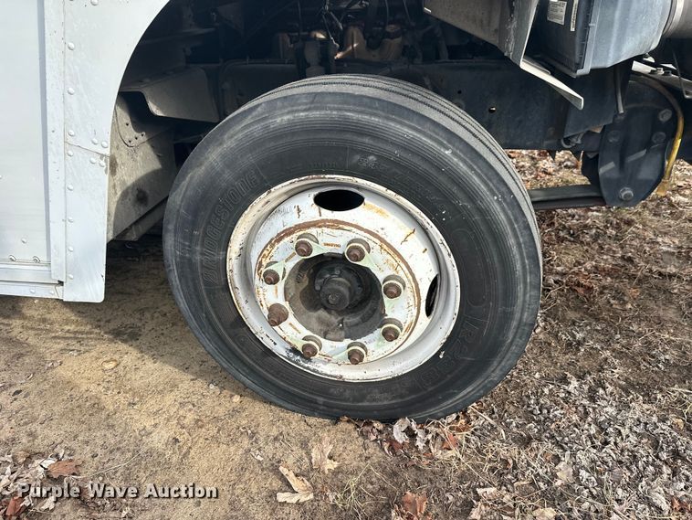 image for item FK0014 2008 Workhorse W62 delivery truck