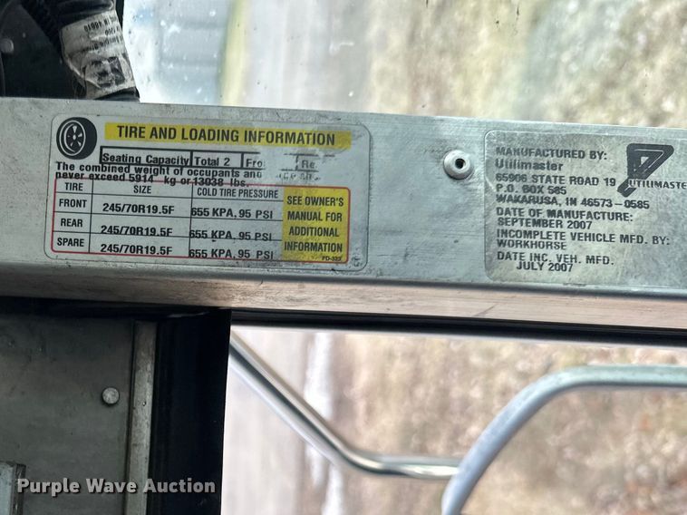 image for item FK0014 2008 Workhorse W62 delivery truck