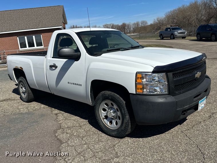 image for item FK0015 2011 Chevrolet Silverado 1500 pickup truck