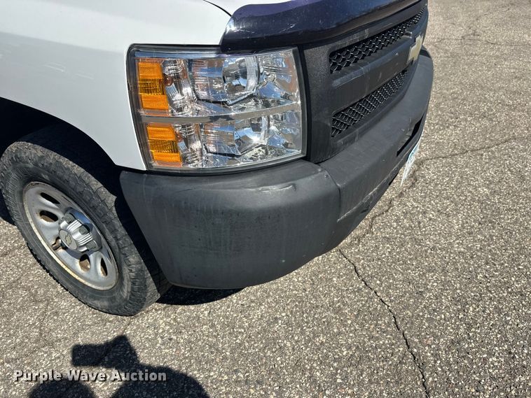 image for item FK0015 2011 Chevrolet Silverado 1500 pickup truck