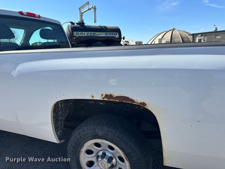 image for item FK0015 2011 Chevrolet Silverado 1500 pickup truck