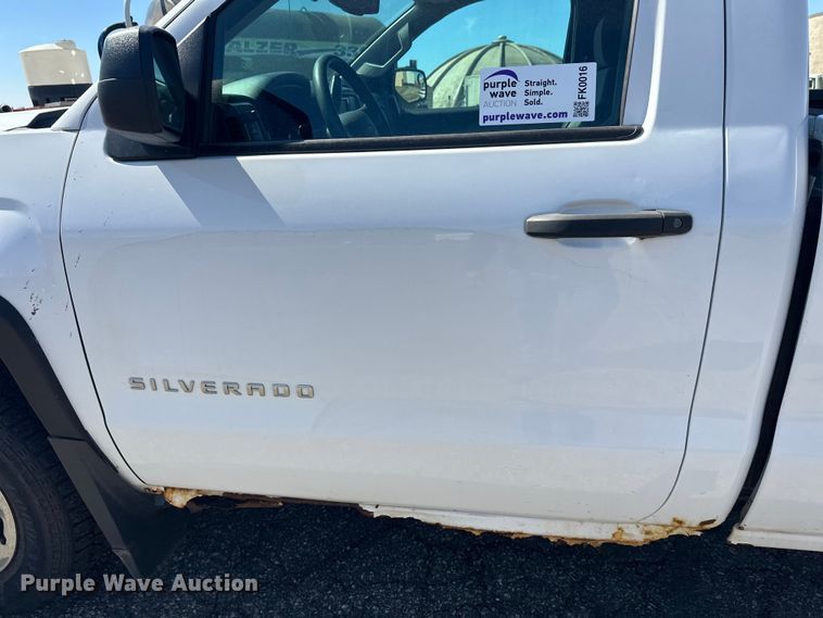 image for item FK0016 2014 Chevrolet Silverado 1500 pickup truck