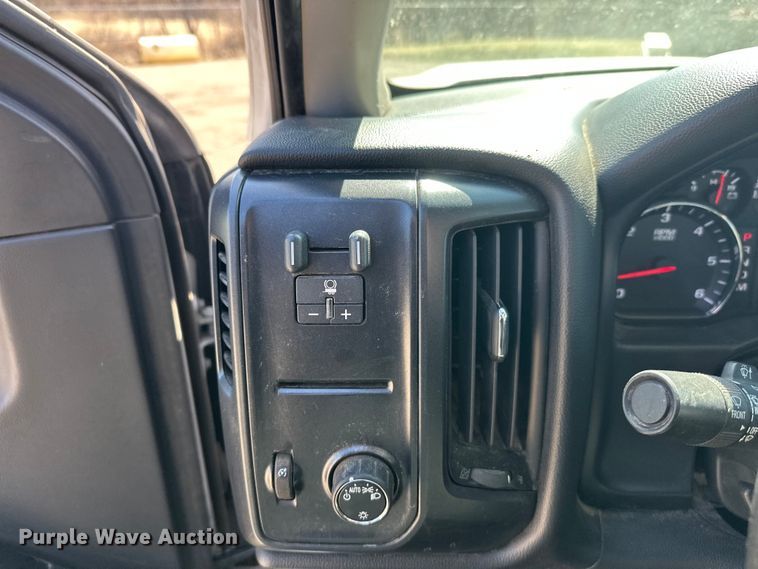 image for item FK0016 2014 Chevrolet Silverado 1500 pickup truck
