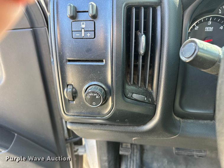 image for item FK0016 2014 Chevrolet Silverado 1500 pickup truck