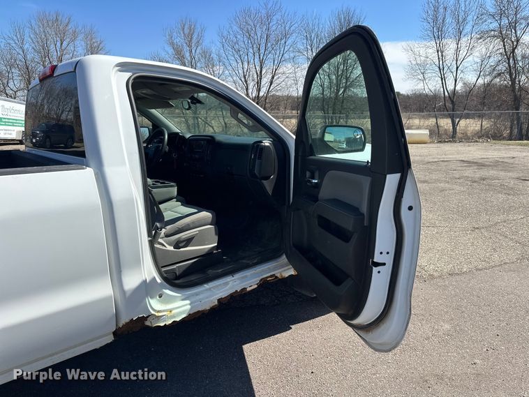 image for item FK0016 2014 Chevrolet Silverado 1500 pickup truck