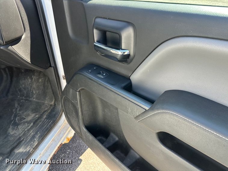 image for item FK0016 2014 Chevrolet Silverado 1500 pickup truck