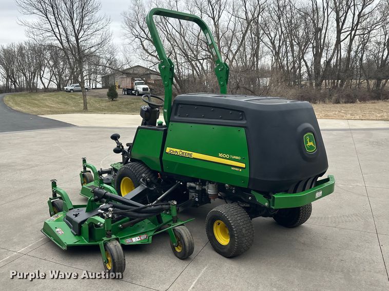 image for item FK0026 2019 John Deere 1600 Turbo Series III lawn mower
