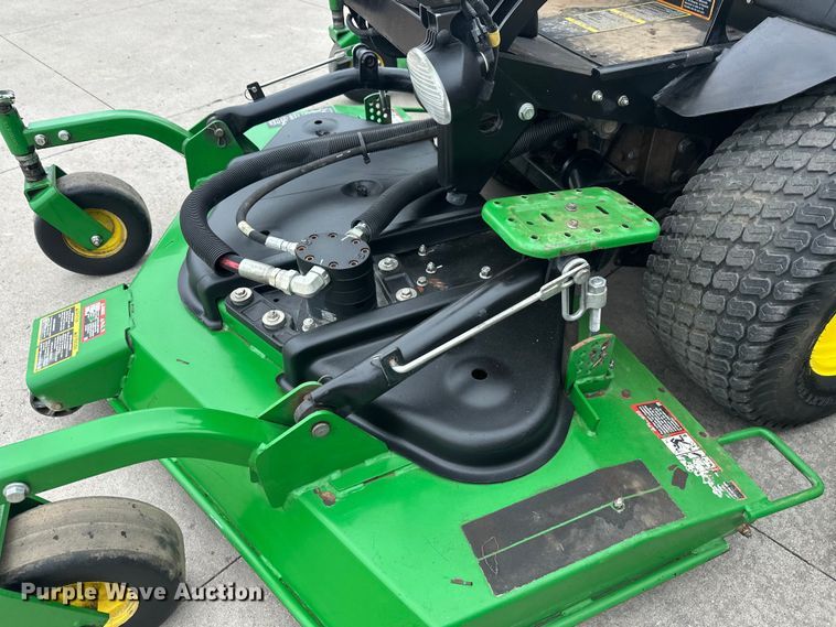 image for item FK0026 2019 John Deere 1600 Turbo Series III lawn mower