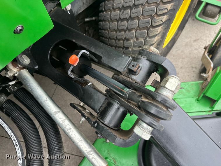 image for item FK0026 2019 John Deere 1600 Turbo Series III lawn mower