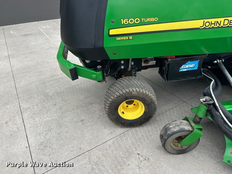 image for item FK0026 2019 John Deere 1600 Turbo Series III lawn mower