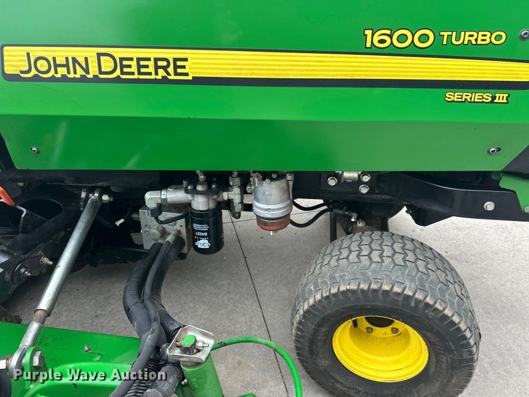 image for item FK0026 2019 John Deere 1600 Turbo Series III lawn mower